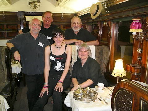 4 in a Bar at Buckinghamshire Railway Centre, in Queen Victoria's carriage. Many thanks to Val & Peter for asking us to play for their party there - see more pix on the Pictures page.