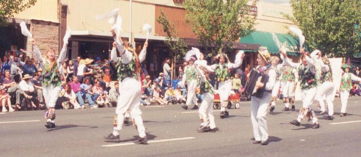 Apple Tree Morris wow the Sebastopol Apple Blossom Festival