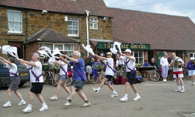 A dance outside the Malt Shovel, Gaydon