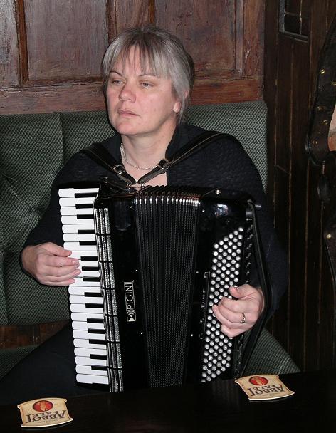 Lynne Cooke, accordion