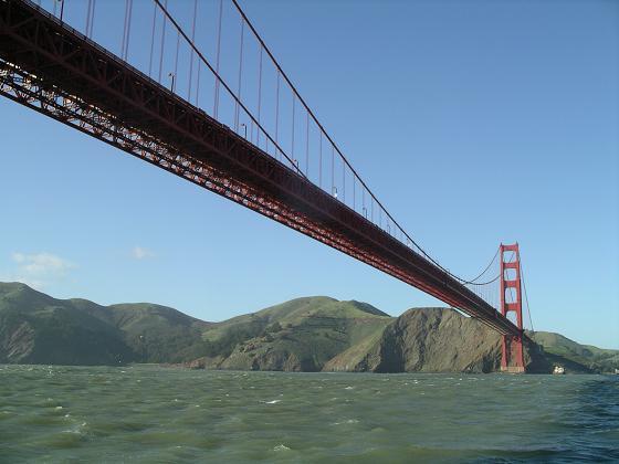 A view of the Golden Gate bridge from the boat