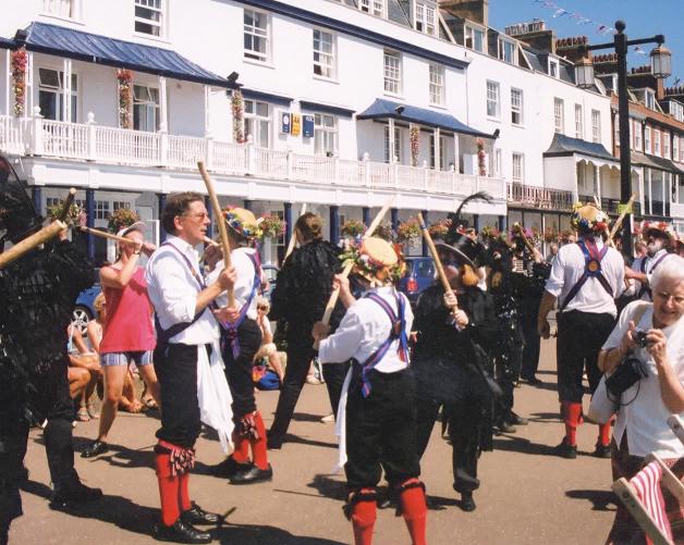 Hereburgh dancing on the prom with Stone the Crows